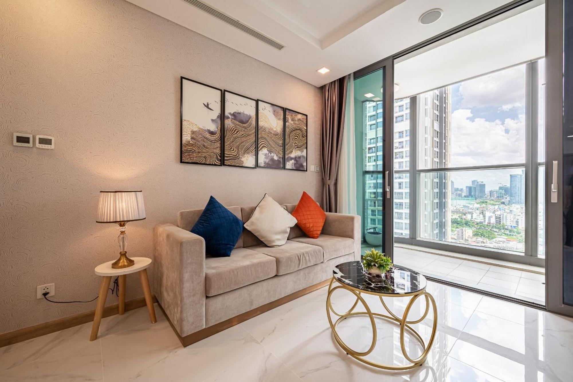 Urban Heights Rentals Landmark 81 Хошимин Екстериор снимка