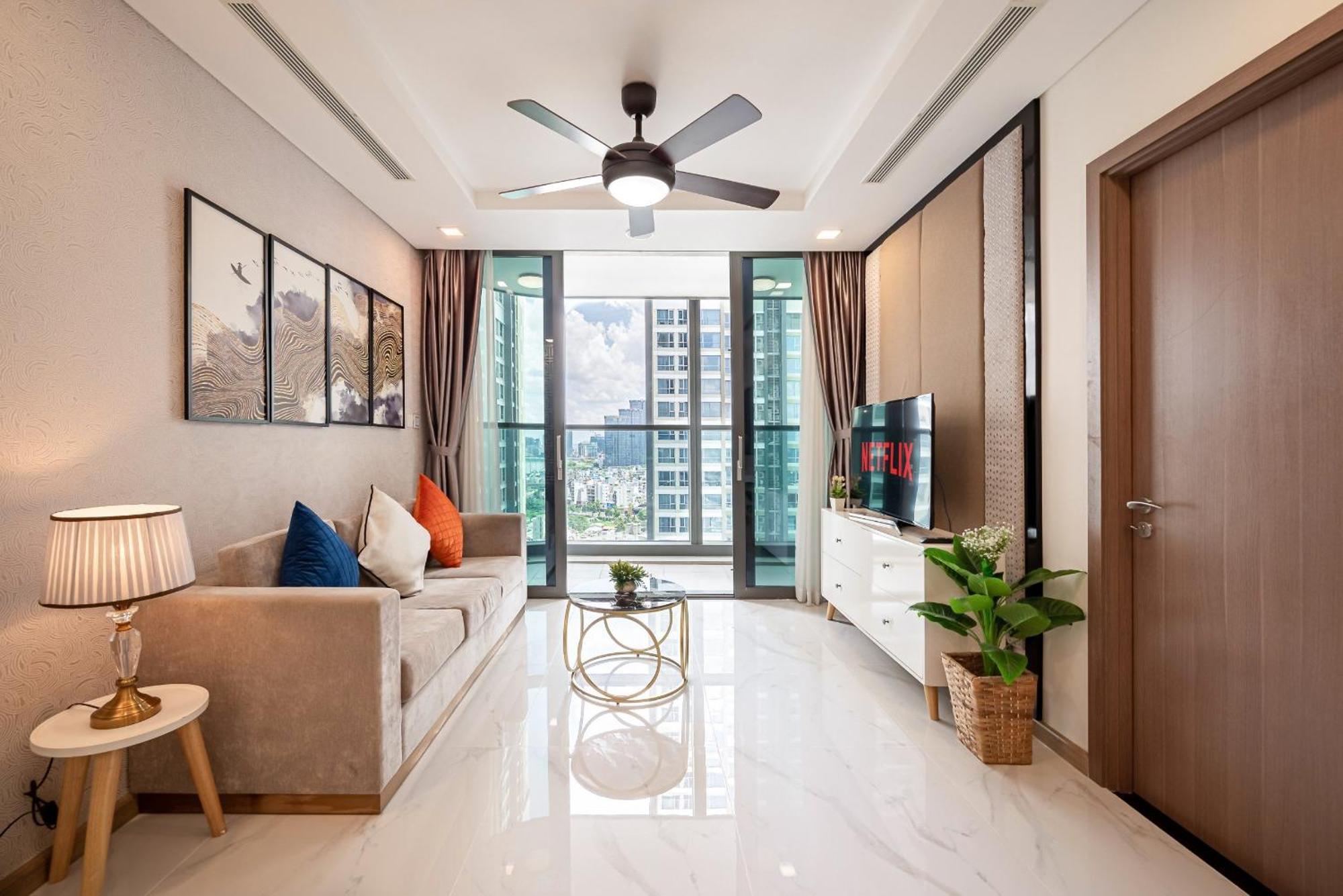 Urban Heights Rentals Landmark 81 Хошимин Екстериор снимка