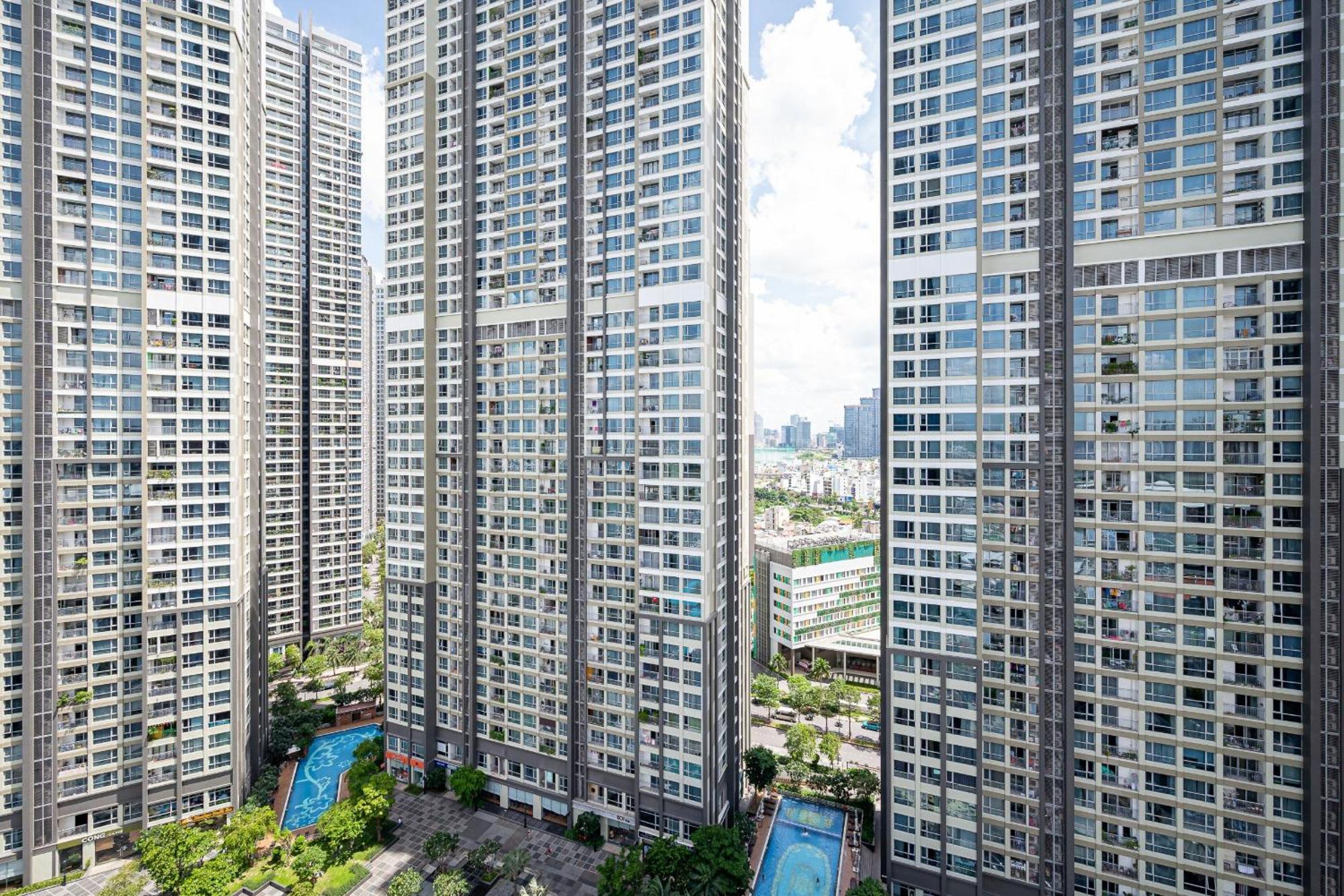 Urban Heights Rentals Landmark 81 Хошимин Екстериор снимка