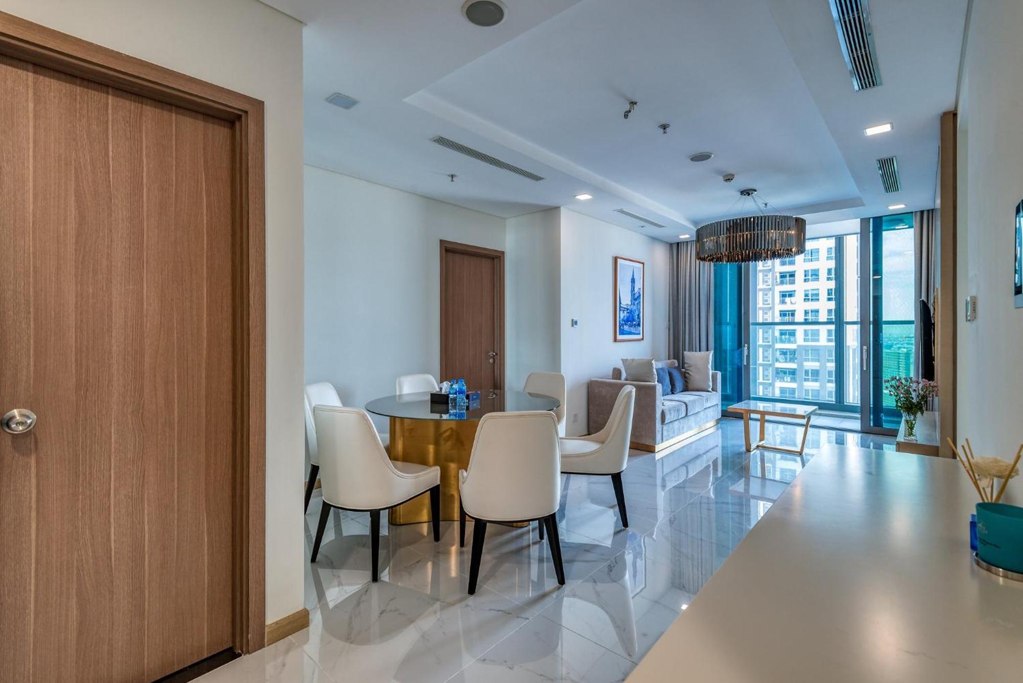 Urban Heights Rentals Landmark 81 Хошимин Екстериор снимка