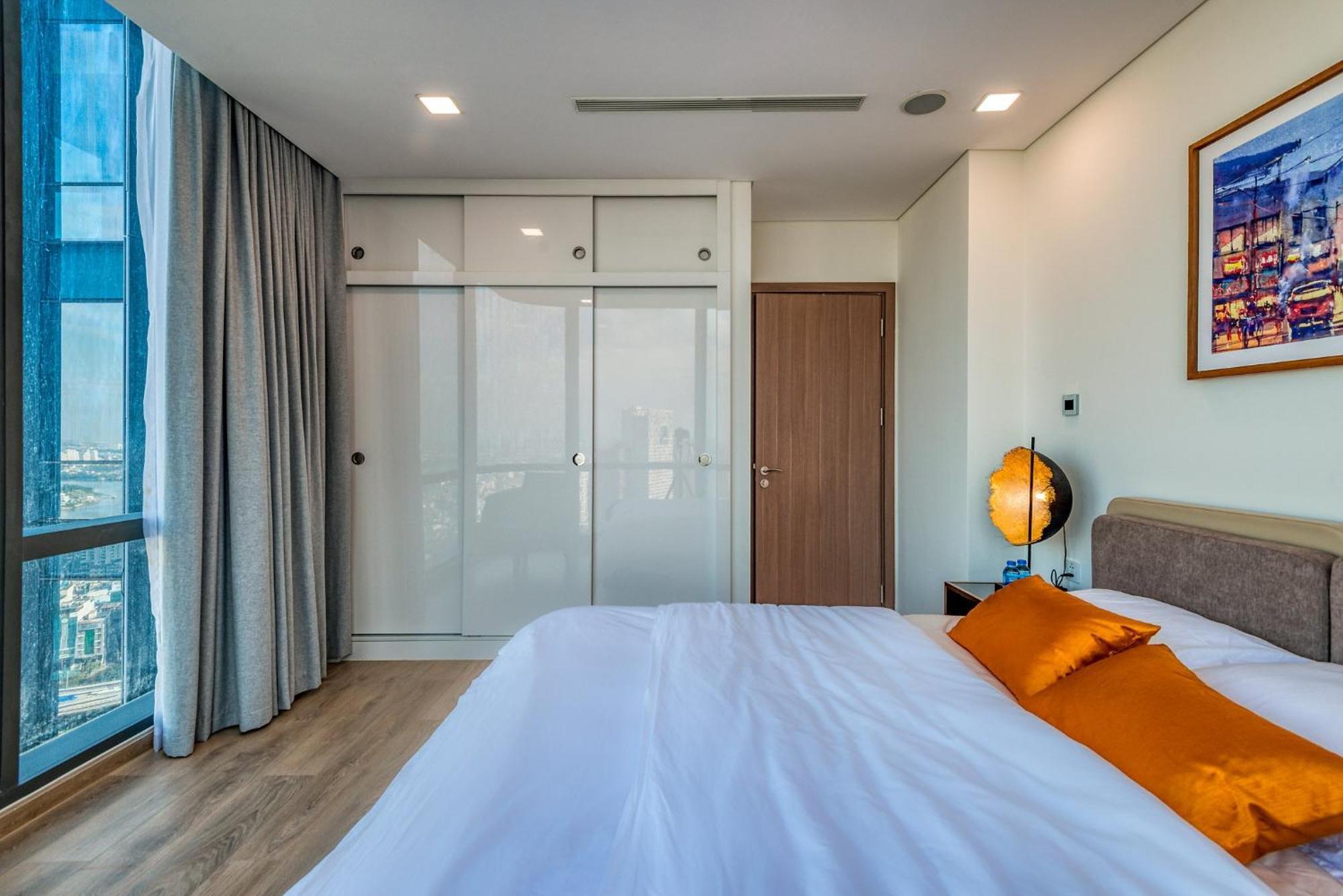 Urban Heights Rentals Landmark 81 Хошимин Екстериор снимка