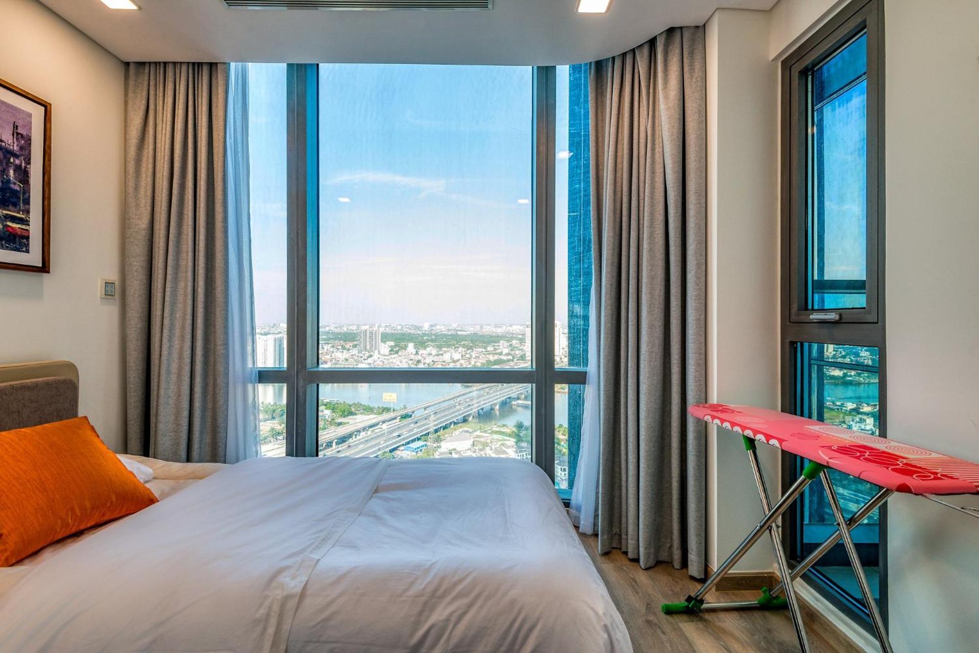 Urban Heights Rentals Landmark 81 Хошимин Екстериор снимка